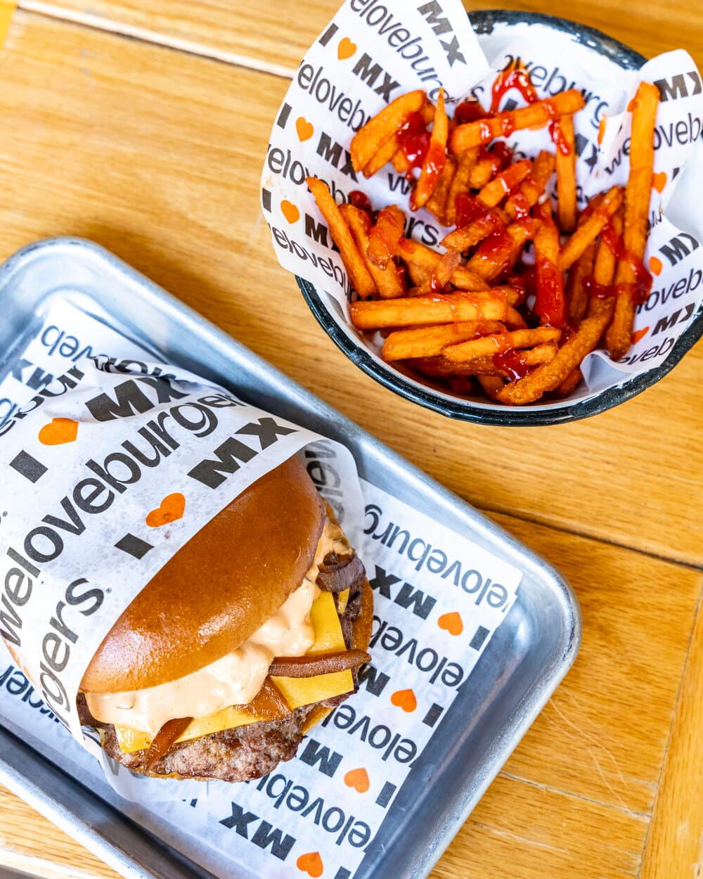 We Love Burgers — Smash Burger 3