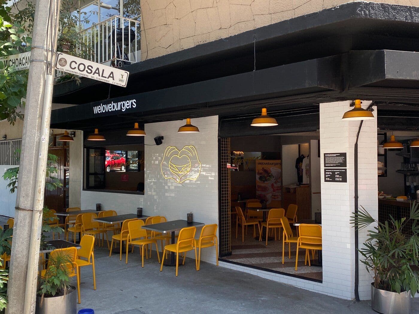 Sucursal We Love Burgers Condesa